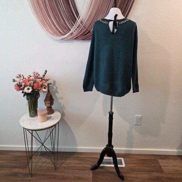 Hinge Embellished Emerald Sweater Sz L - Picture 2 of 5
